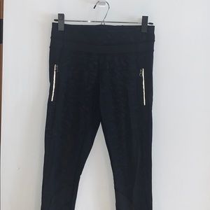 Lululemon black 7/8 tights